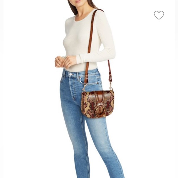 💕🐍 See by Chloe Hana Snakeskin-Print Leather Shoulder Bag - Picture 2 of 6